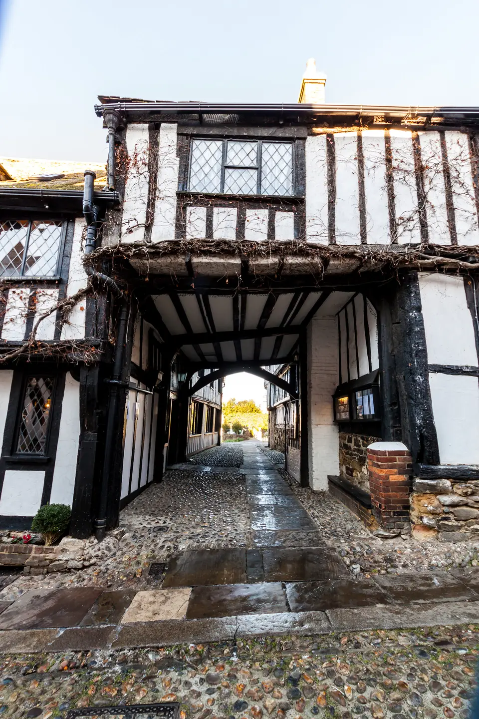 The Mermaid Inn 360° panorama 4