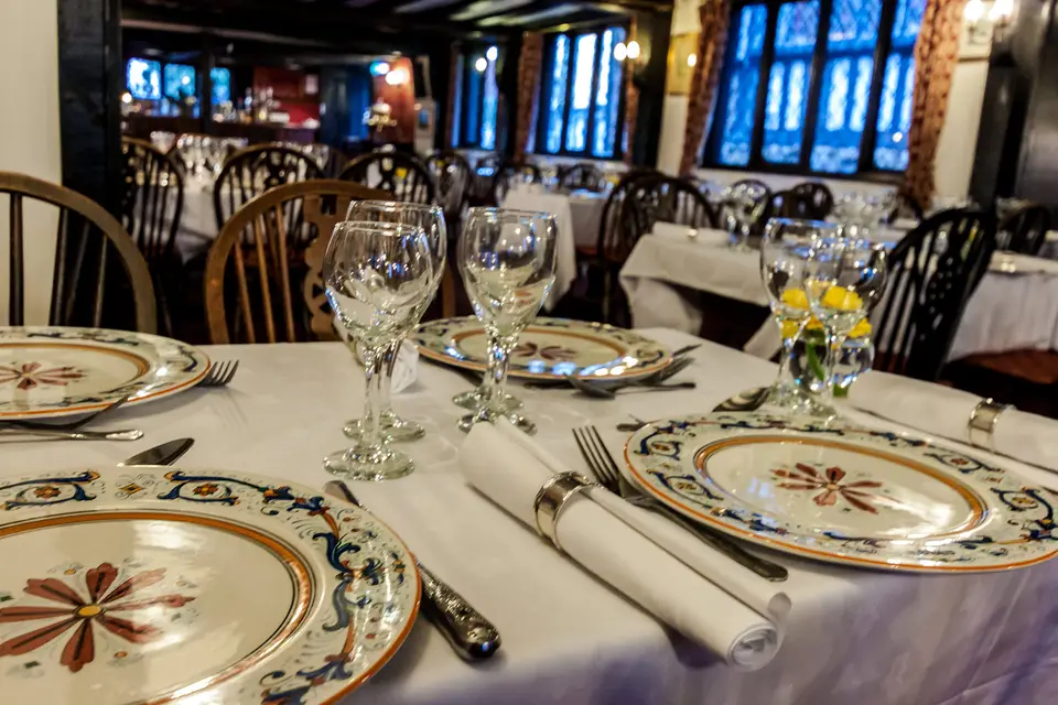 The Mermaid Inn 360° panorama 5